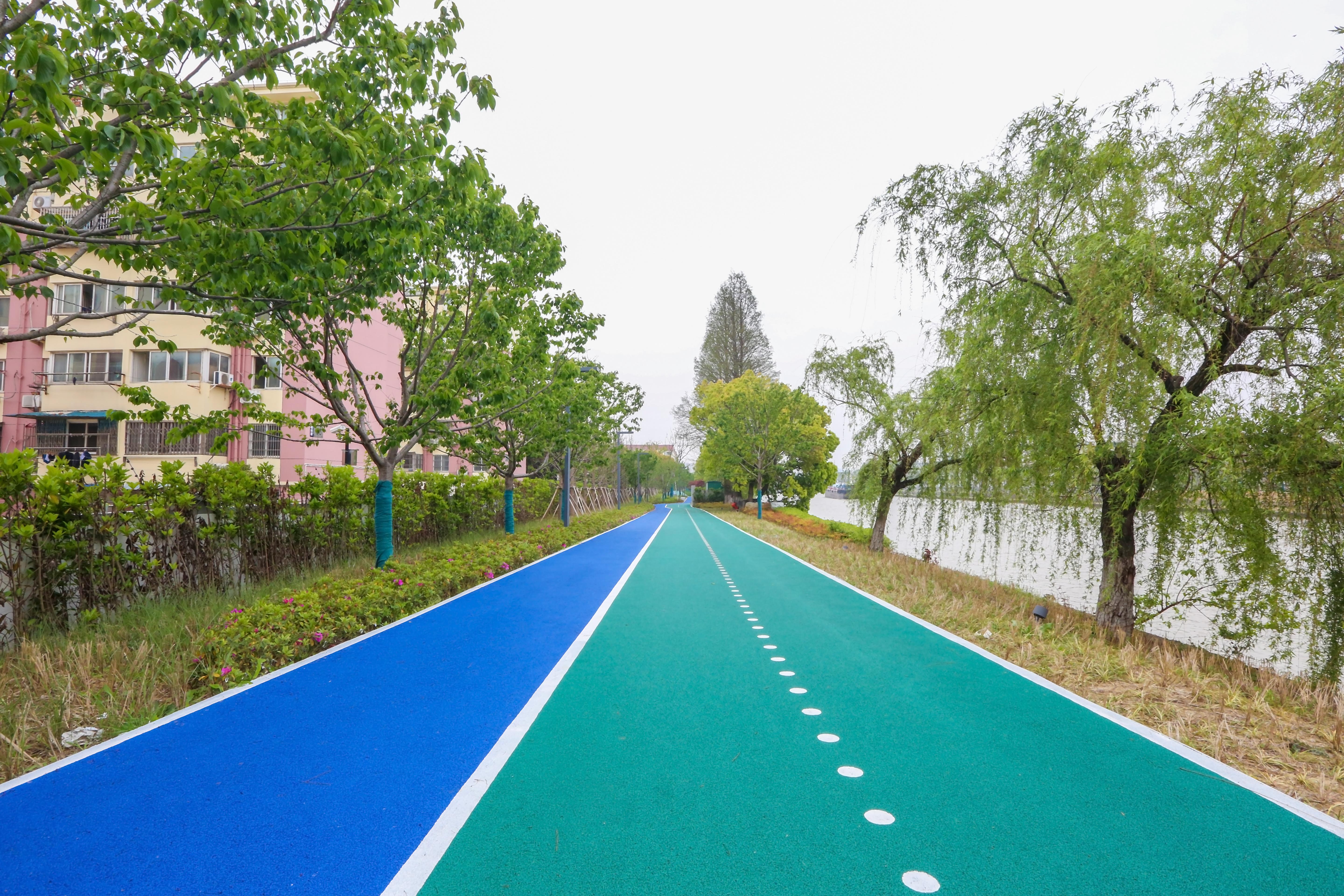 爱上跑步,从一条别出心裁的跑道开始 | 跑道设计与案例盘点